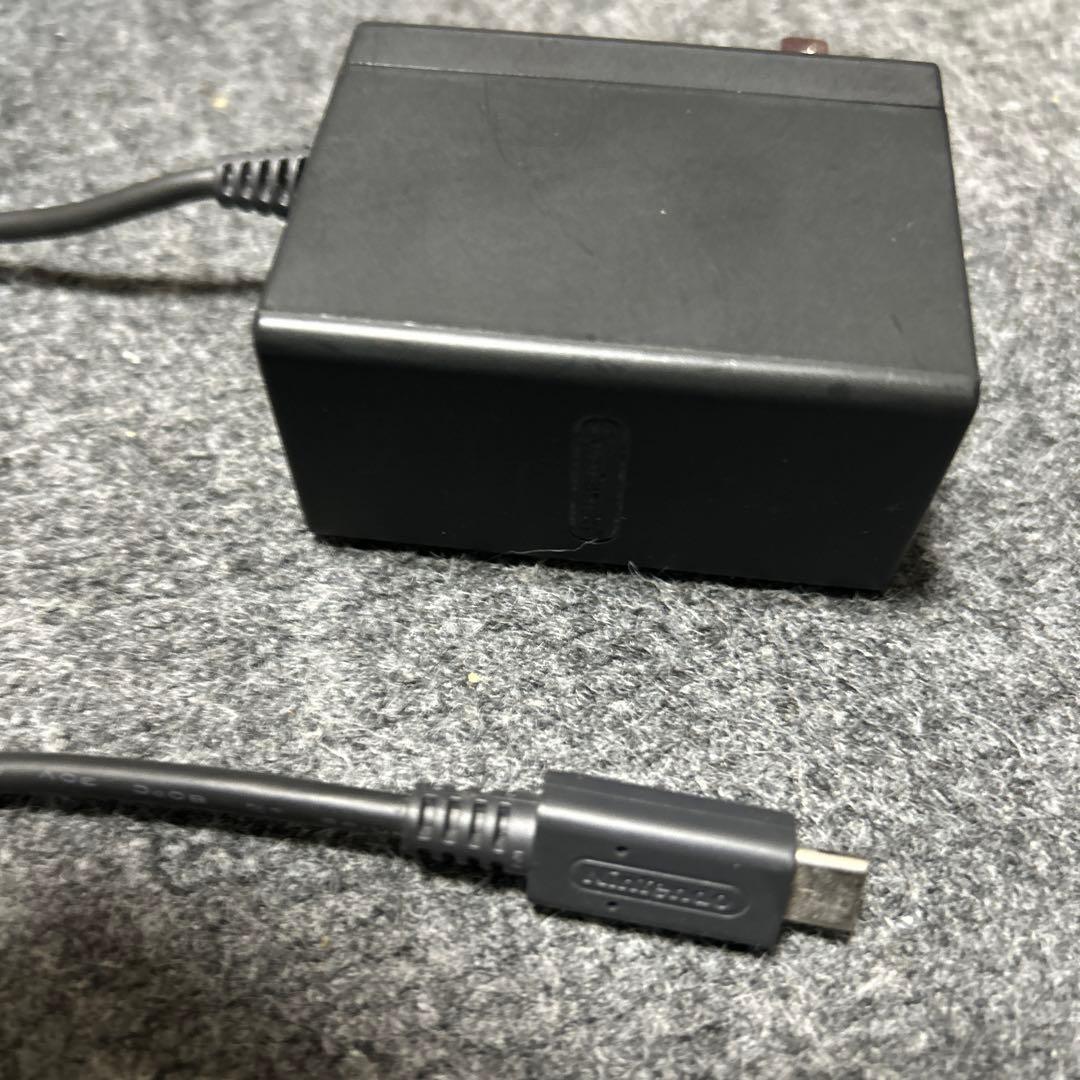 Nintendo Switch Lite 本体　充電器付き