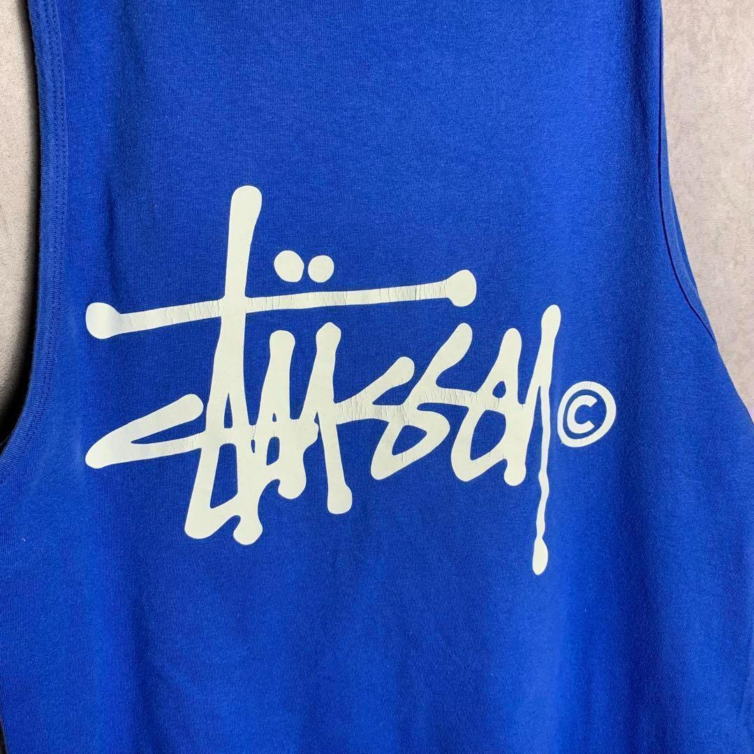 【STUSSY タンクトップ　背中ロゴ　シンプル　ストリート　青　古着】