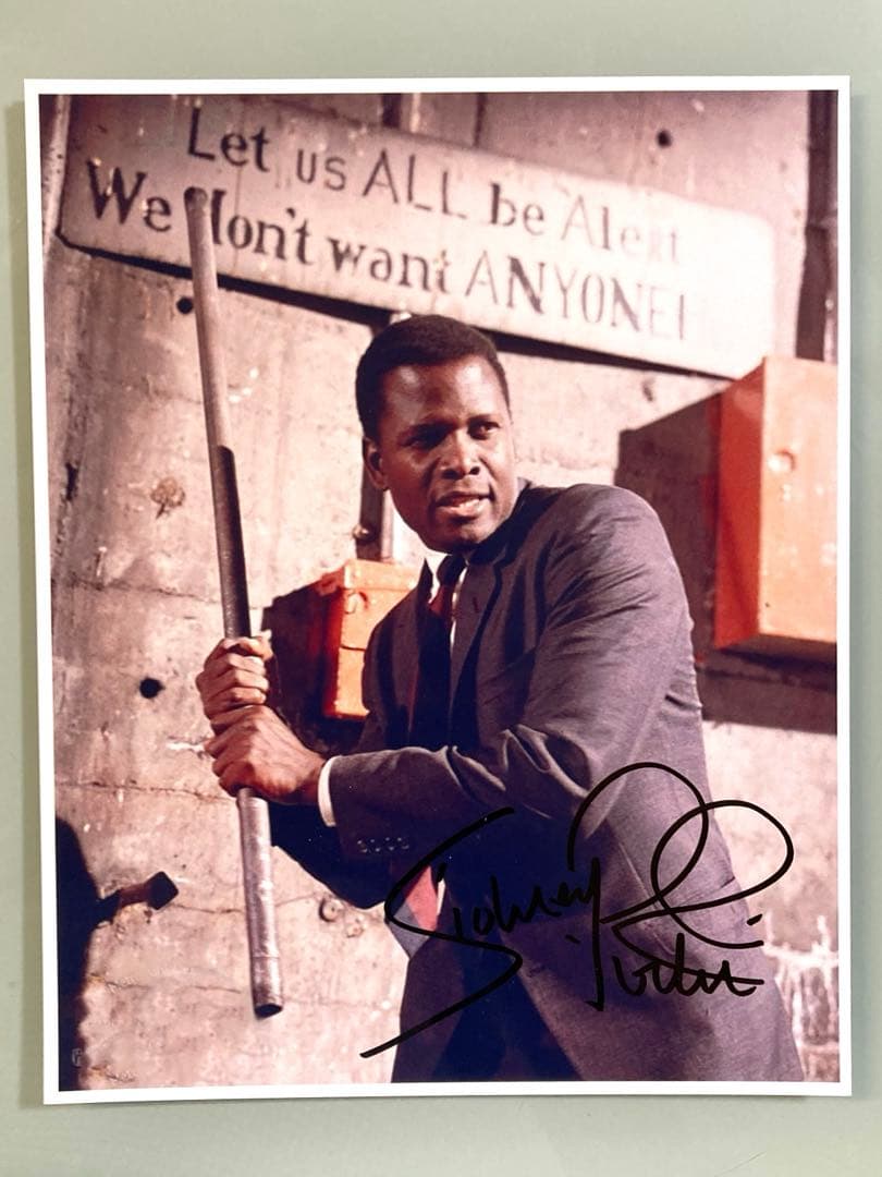 シドニー•ポアチエ直筆サイン入り超大型写真…