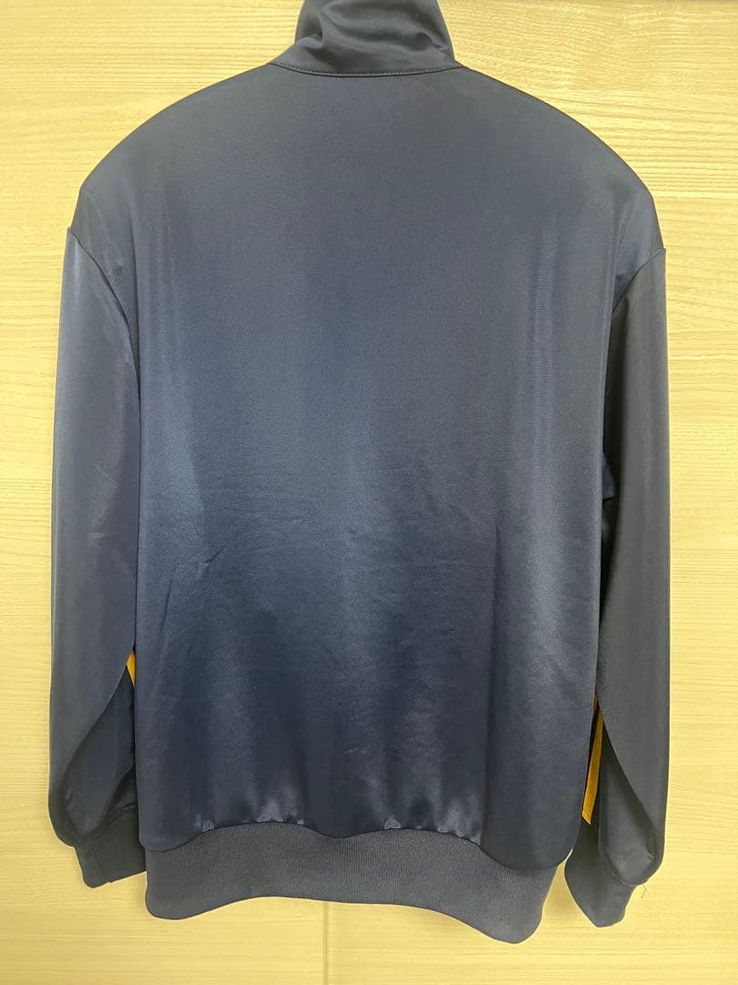 adidas originalトラックジャケット ジャージ