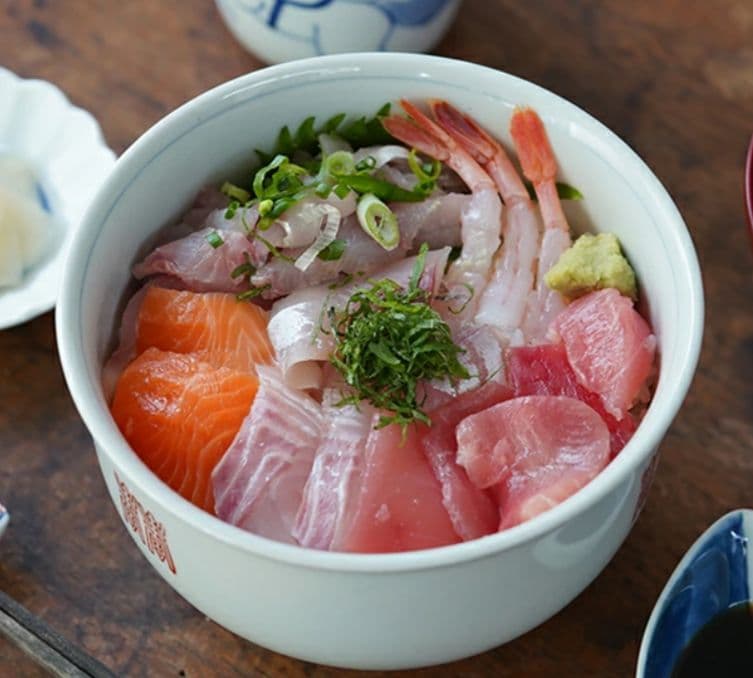 東屋 丼鉢 薫 寿 どんぶり 波佐見焼 陶磁器 2個セット！