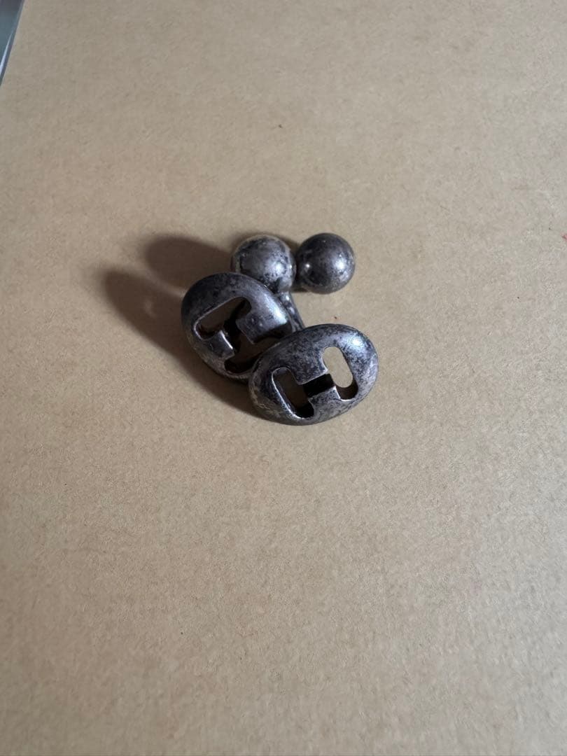 エルメス シルバー カフリンクス カットアウトデザイン