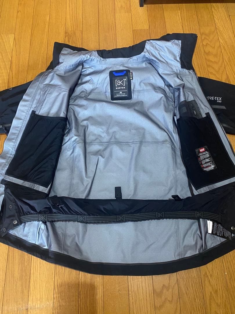 BURTON [ak] 3L GORE-TEX PRO Jacket ブラック