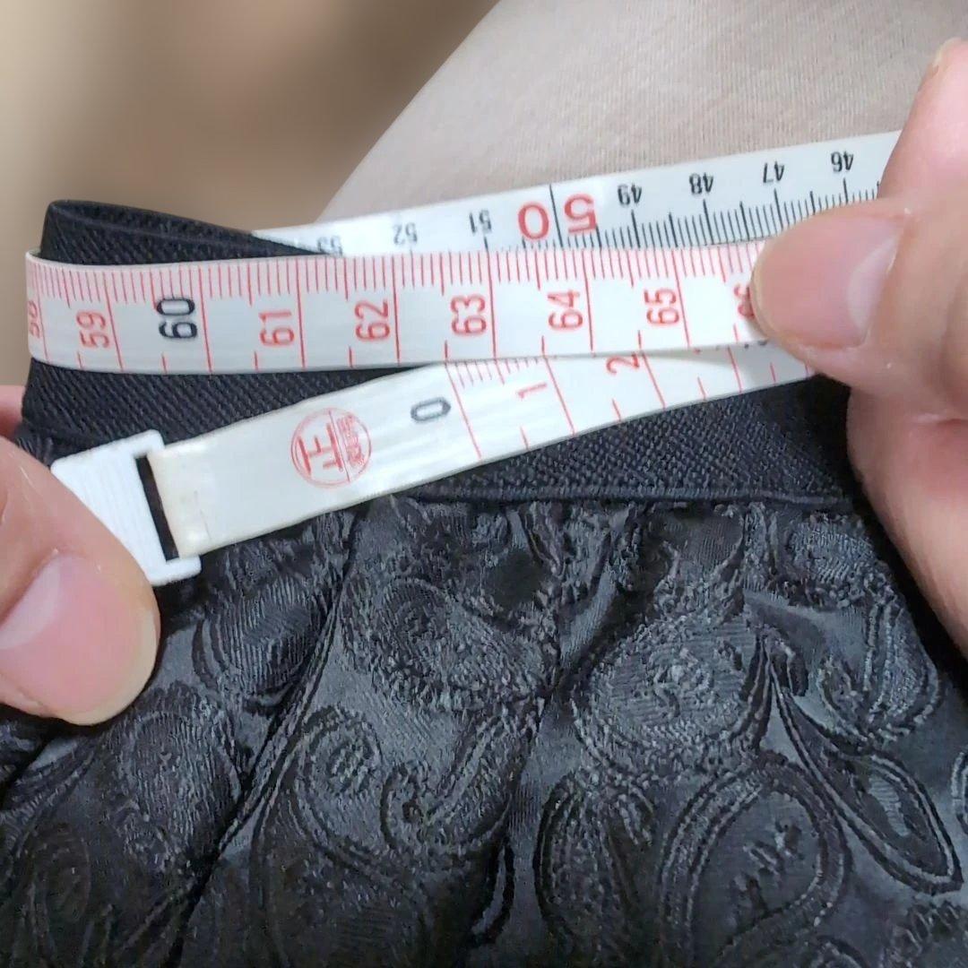 販売終了品　 A-TRECODE ブラック フレアスカート M