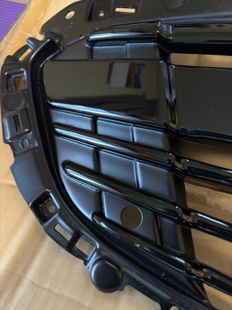 MAZDA6 AutoExe フロントグリル MGJ2520 欠品部品あり