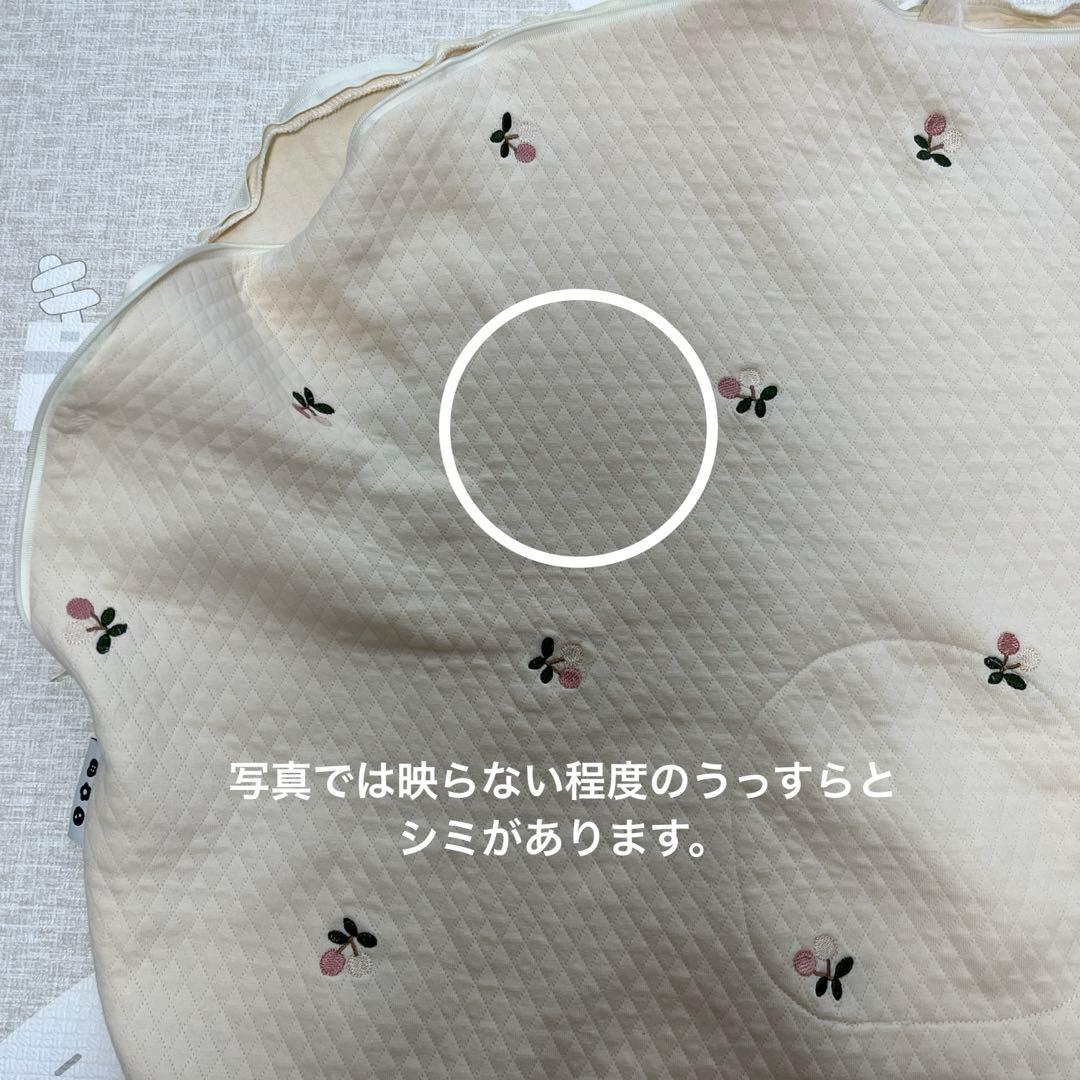 ロトトクッション　ツートンチェリー　収納袋付き