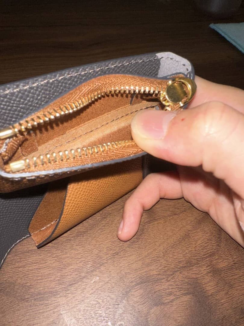 小さく薄い財布SAKU ver.3 Plus VeauEpsom