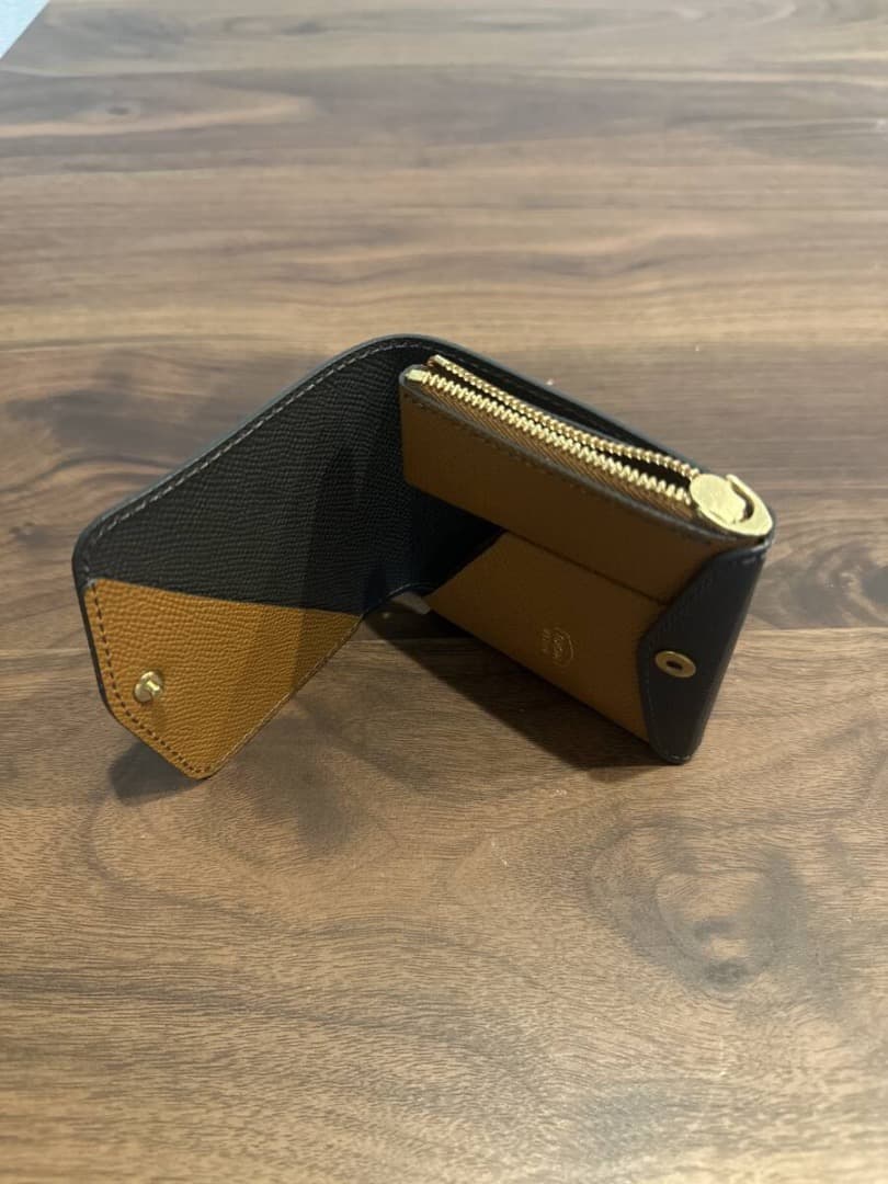 小さく薄い財布SAKU ver.3 Plus VeauEpsom