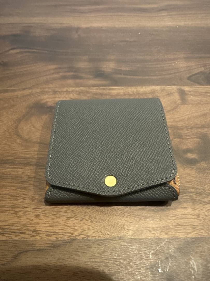 小さく薄い財布SAKU ver.3 Plus VeauEpsom