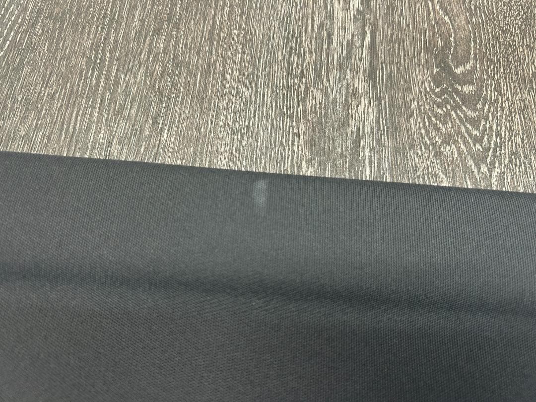 ポルシェ　マカン　ラゲッジカバー　トノカバー　純正