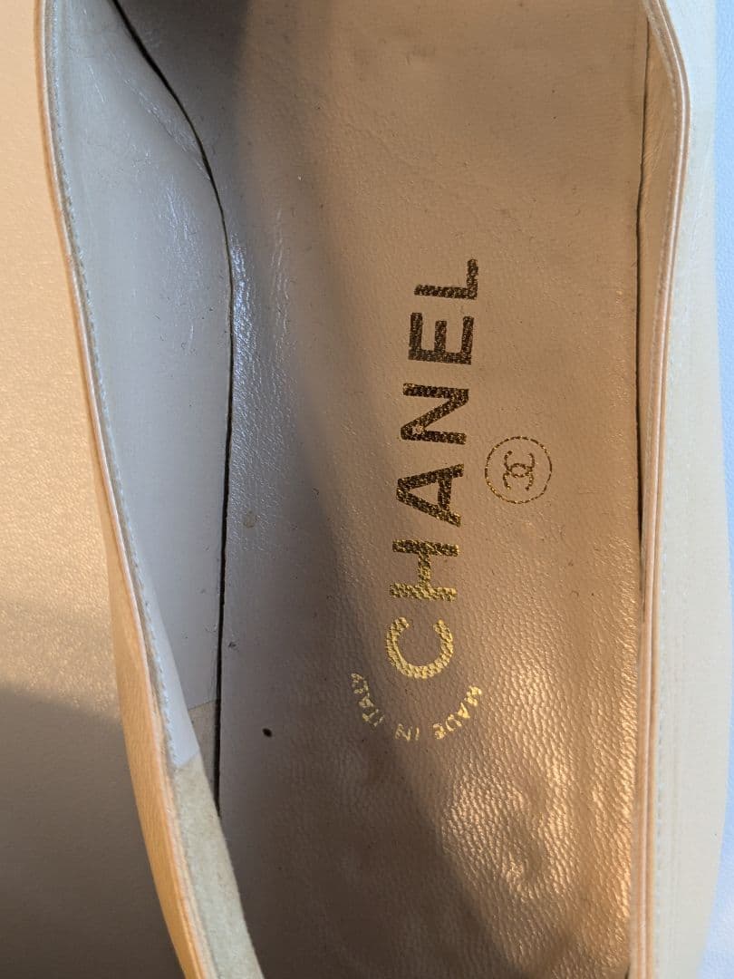 CHANEL　バイカラー　フラット　ポインテッドトゥ