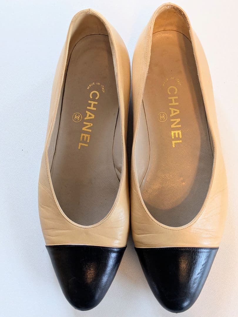 CHANEL　バイカラー　フラット　ポインテッドトゥ