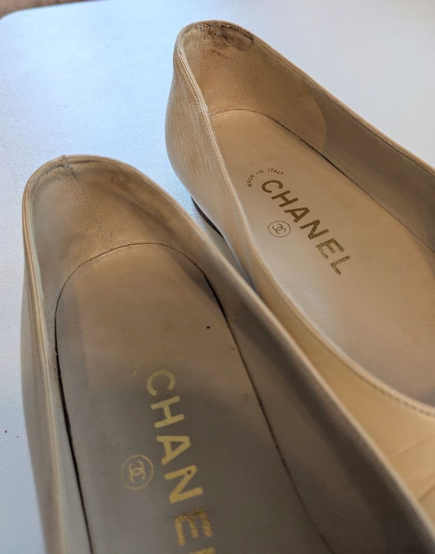 CHANEL　バイカラー　フラット　ポインテッドトゥ