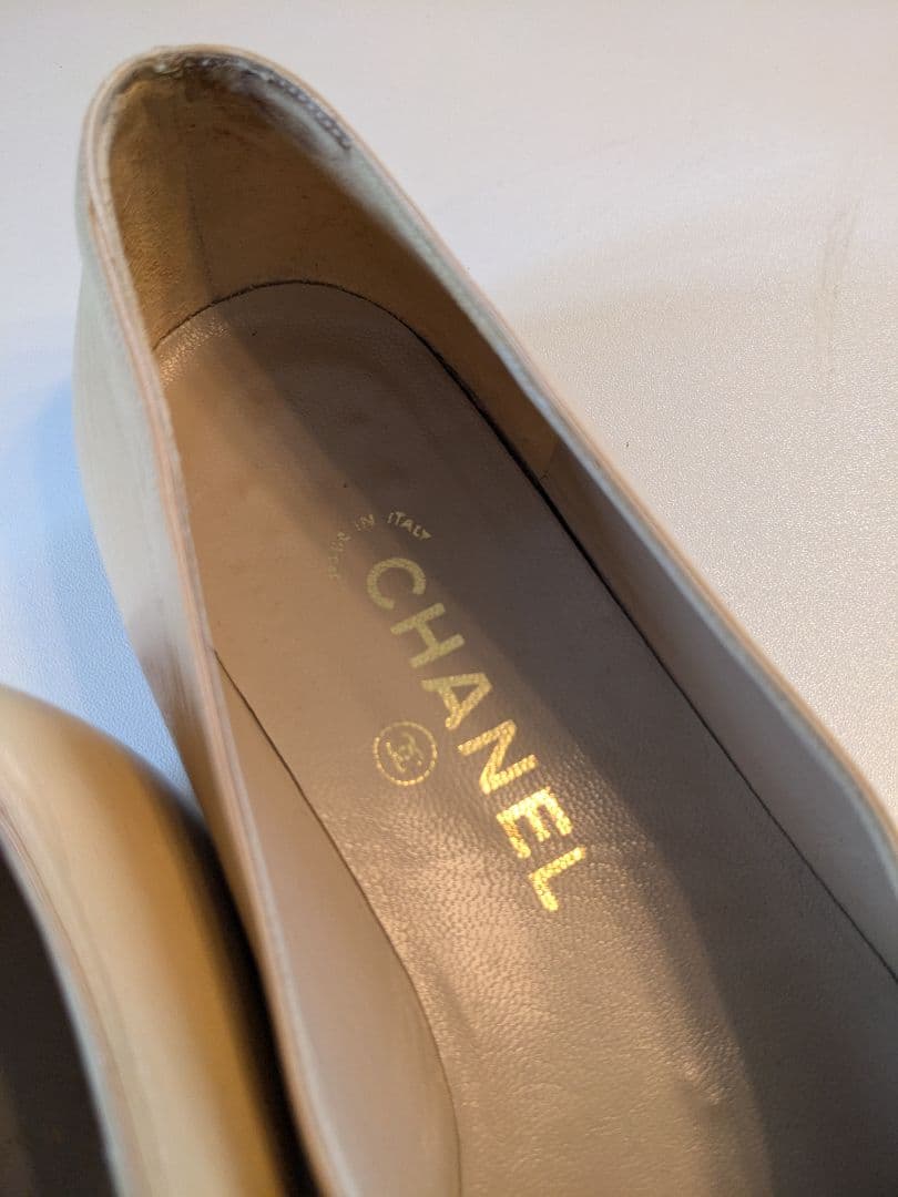 CHANEL　バイカラー　フラット　ポインテッドトゥ