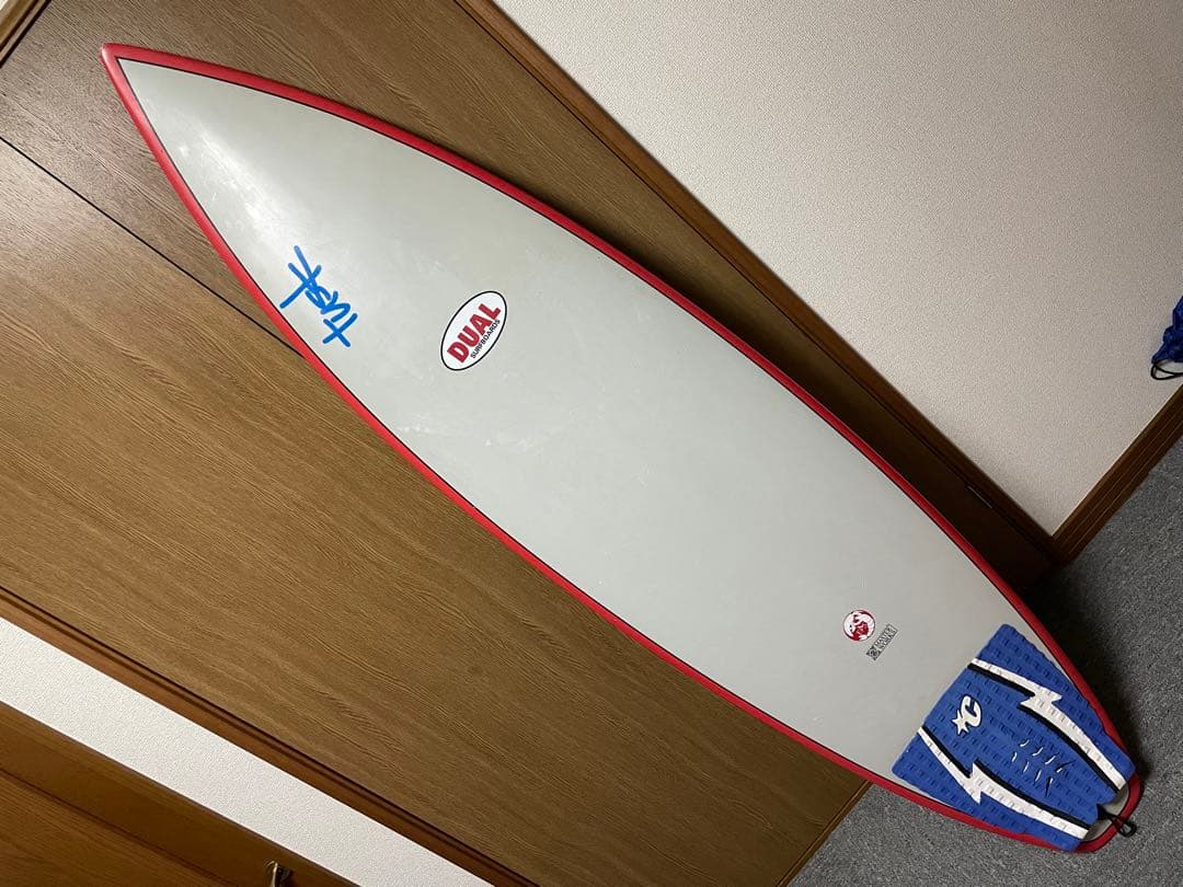 サーフボード　デュアル