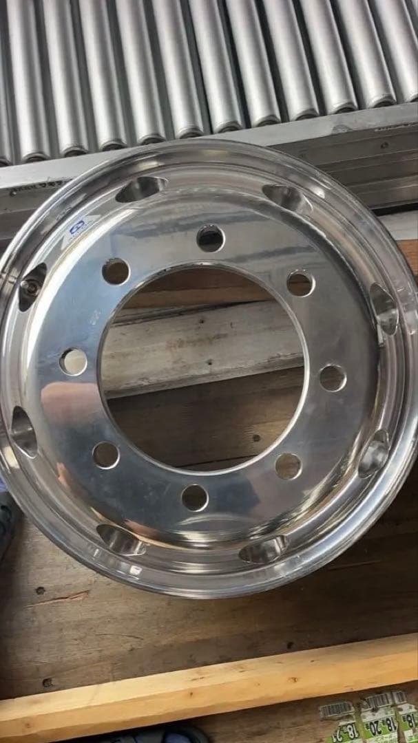 メルページ アルコア　大型トラック新車外し アルミホイール 8穴