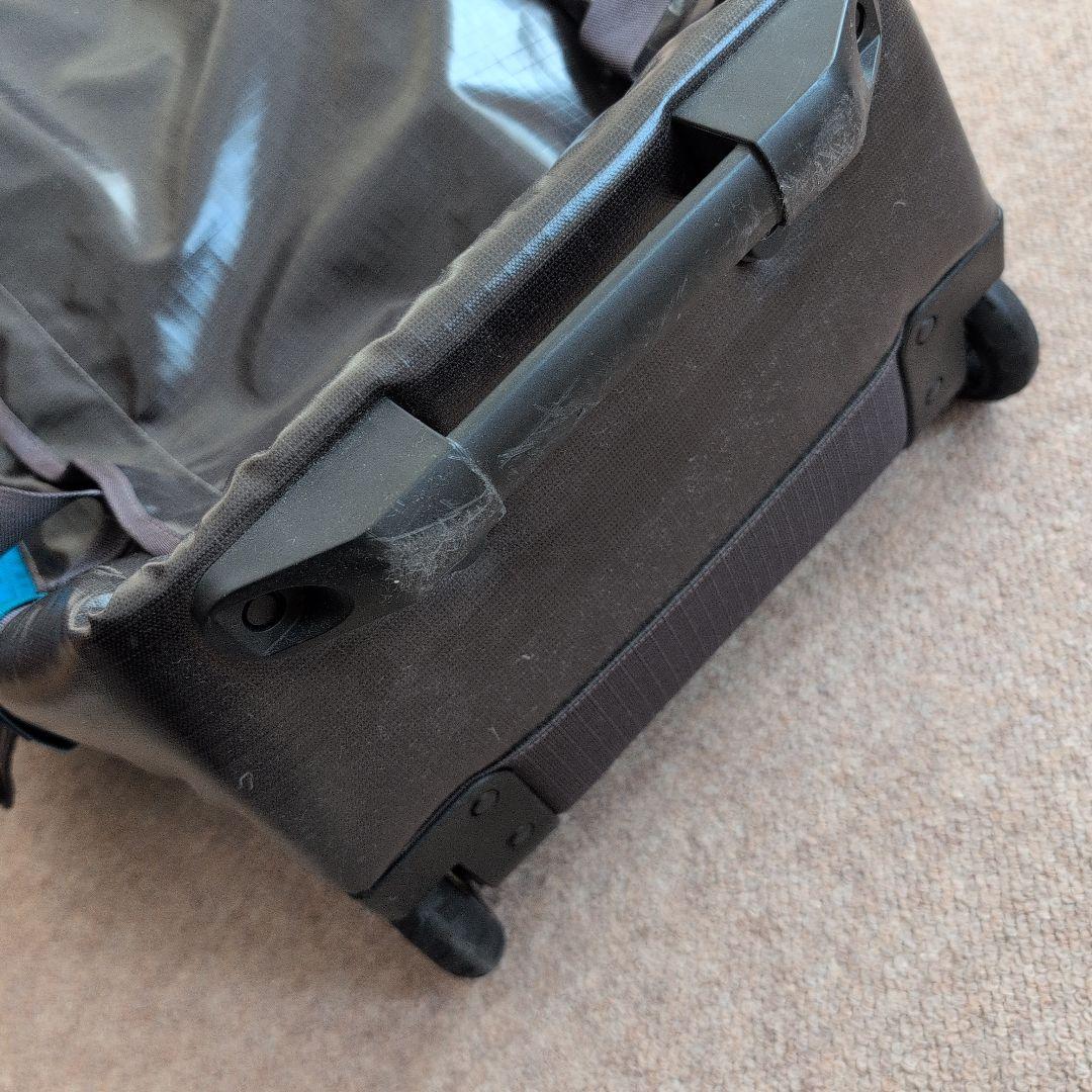 patagonia トラベル キャリーバック 黒/青