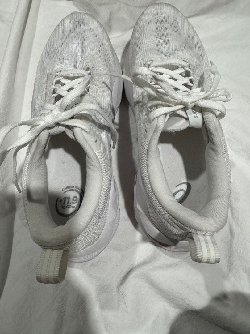 アシックス (ASICS) NOVABLAST 5 (ノヴァブラスト 5)