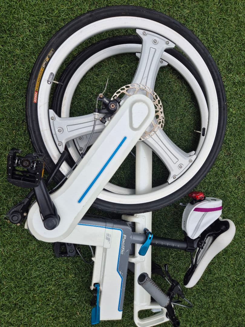 Pacific Cycles IF mode 折りたたみ自転車