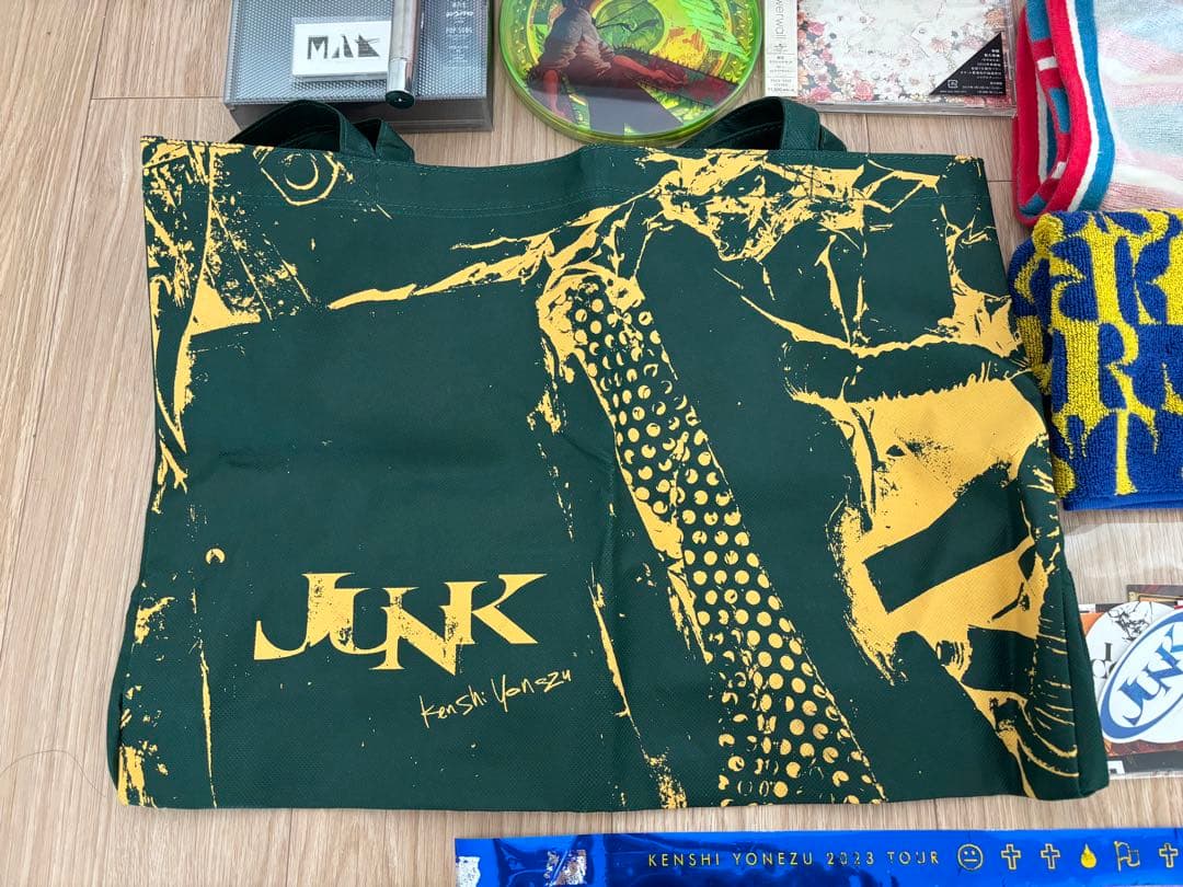 【特大ポスター・おまけ付】米津玄師 ライブ CD初回限定盤 グッズセット