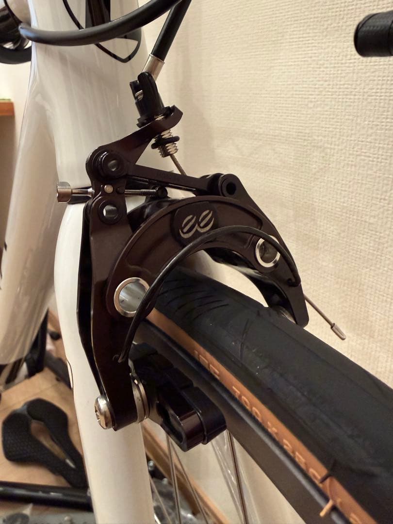 LEADER EQNX ピストバイク