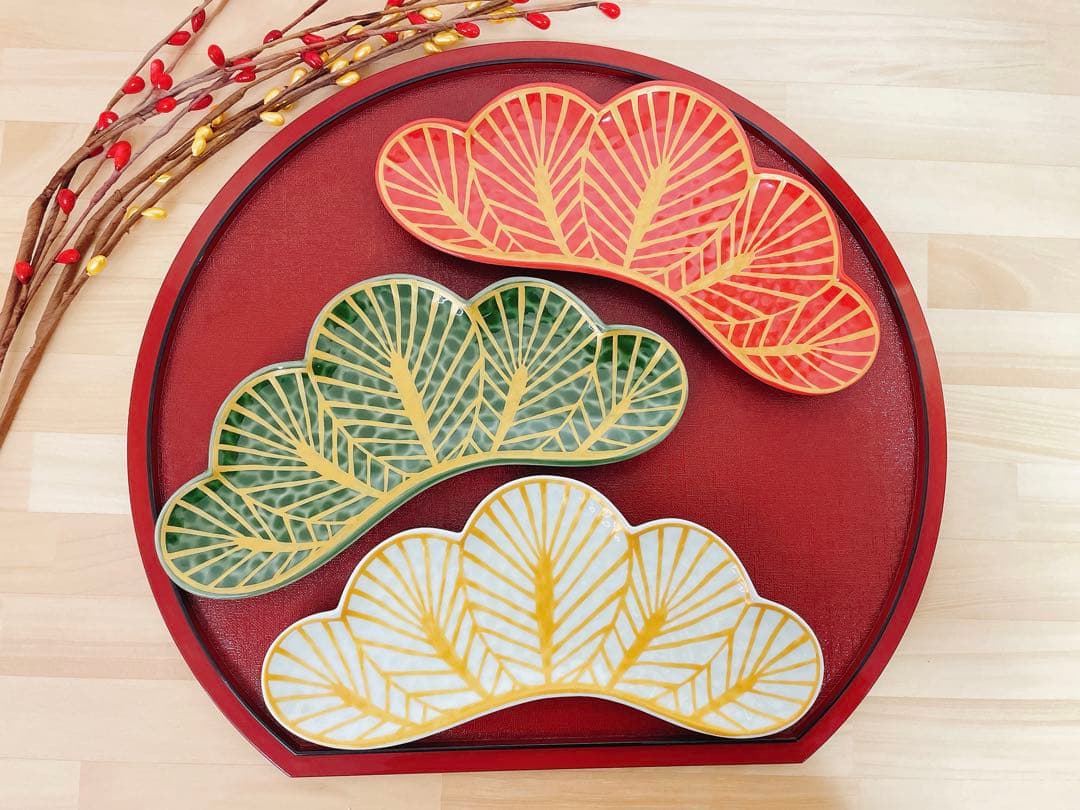 いーさん☆様ご依頼品　幸楽窯　錦金松葉形前菜皿　茶緑金　白金　赤金　3点セット