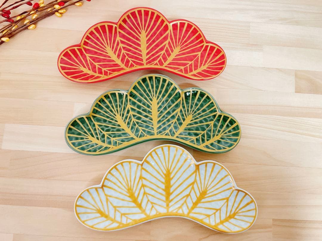 いーさん☆様ご依頼品　幸楽窯　錦金松葉形前菜皿　茶緑金　白金　赤金　3点セット