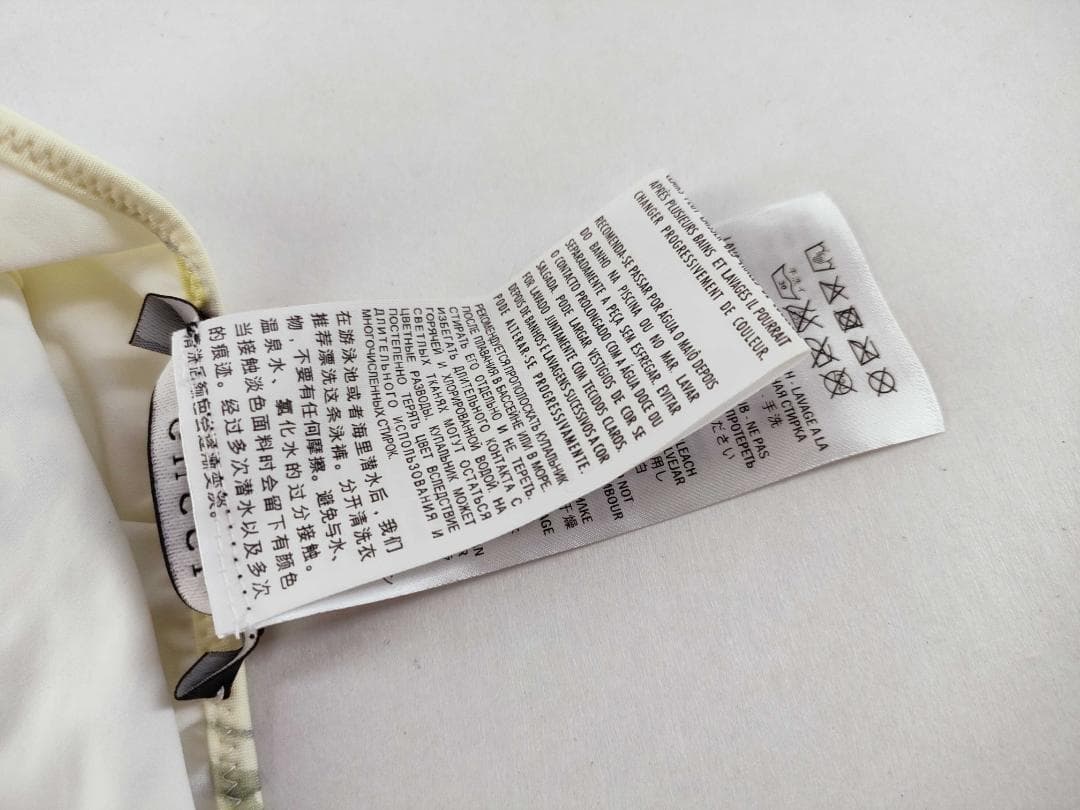 美品　GUCCI グッチ 水着 ビキニ フラワー XS 　タグ付き 67