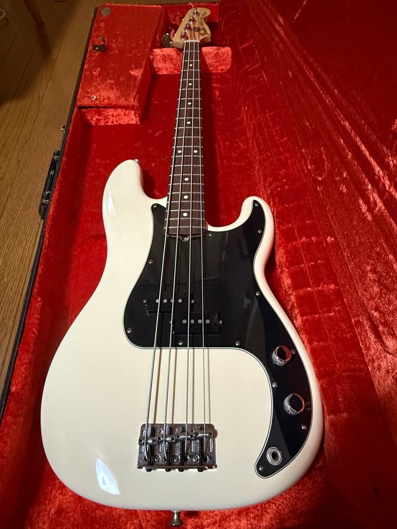 ベース Fender USA FSR 70s Precision Bass