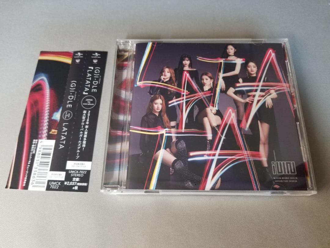 （Ｇ)Ｉ－ＤＬＥ / LATATA(初回限定盤B/フォトブック付)