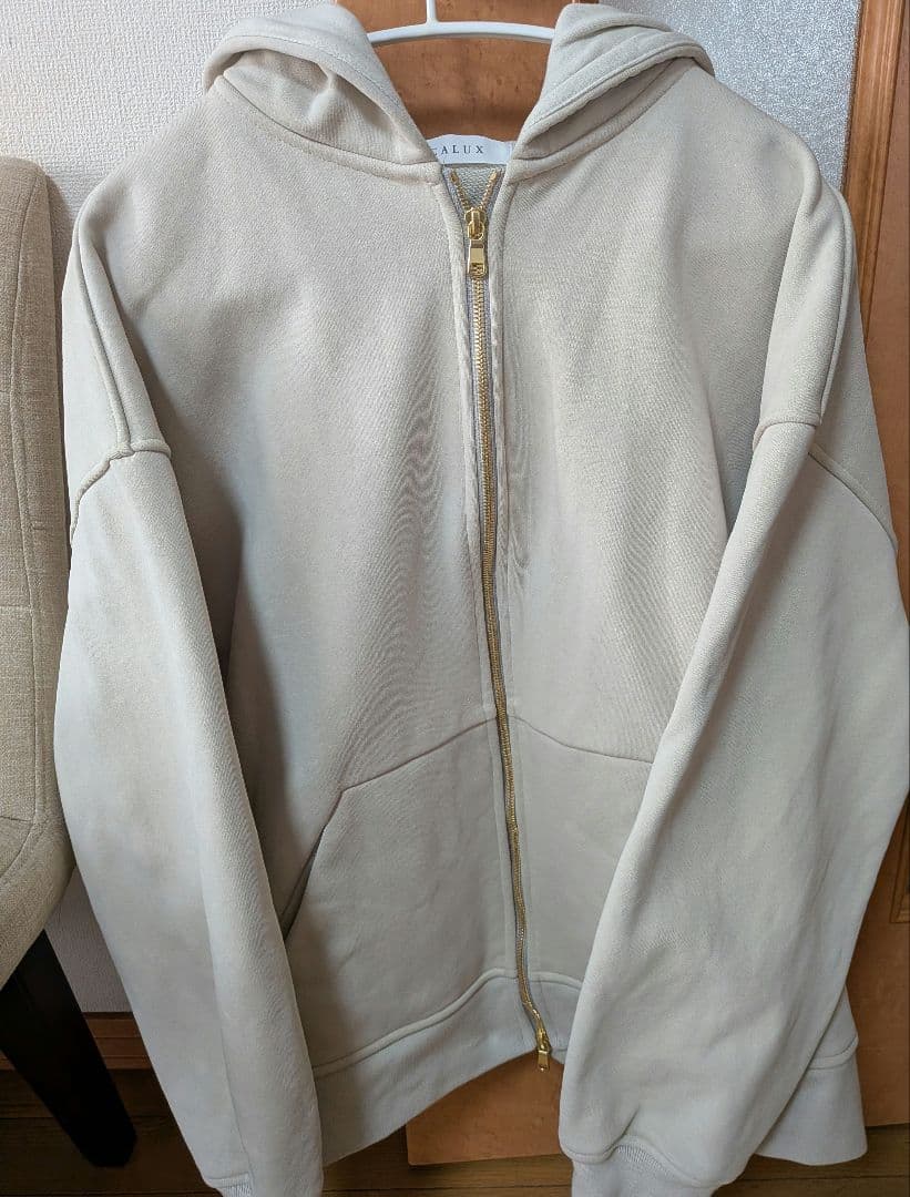 ドゥーズィエムクラス　CALAX フーディ　一回着用のみ