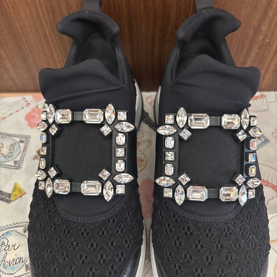 正規品♡ロジェヴィヴィエ　スニーカー　ビジュー付きブラックスニーカー　37