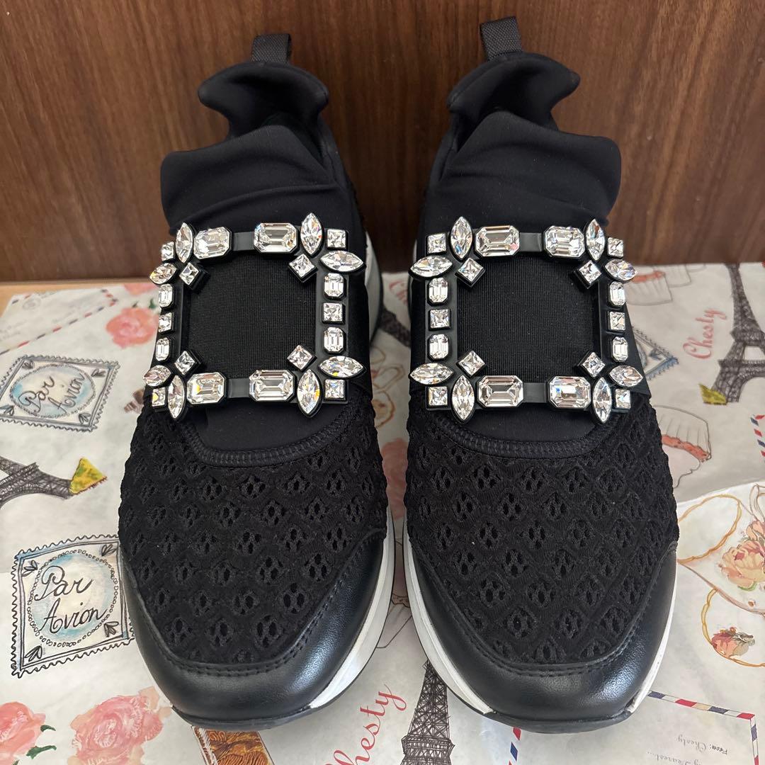 正規品♡ロジェヴィヴィエ　スニーカー　ビジュー付きブラックスニーカー　37