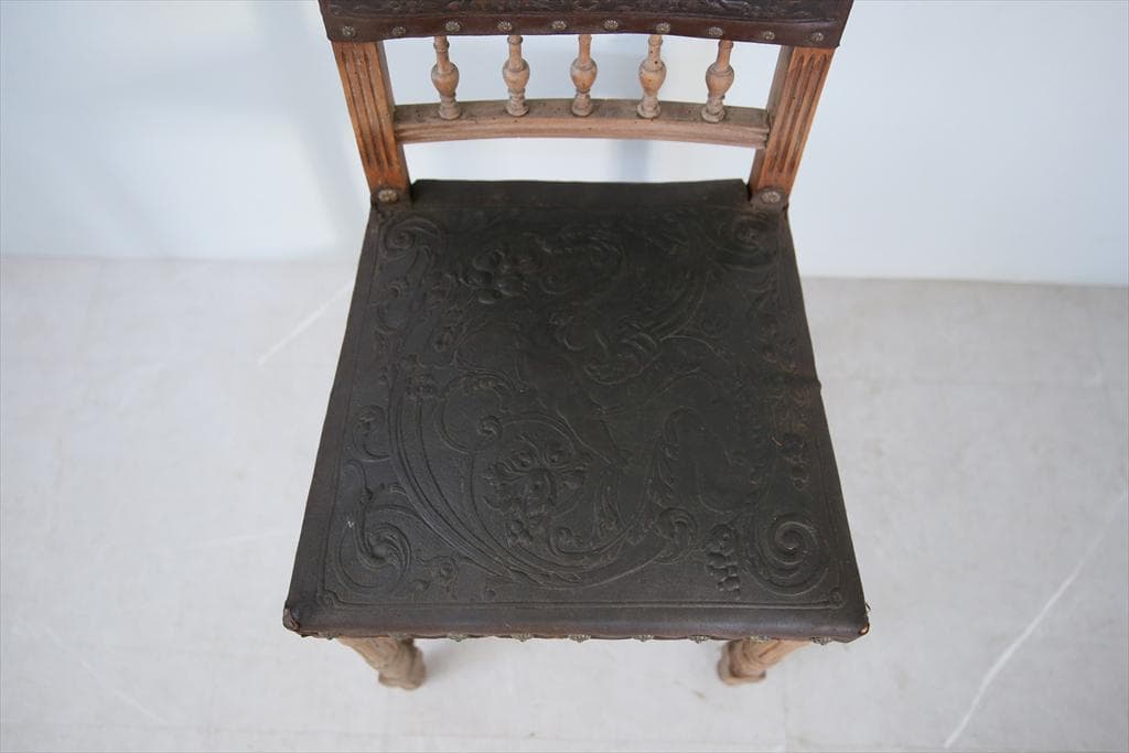 フランスアンティーク木製アンリ2世様式ダイニングチェア/レザー(90-111)