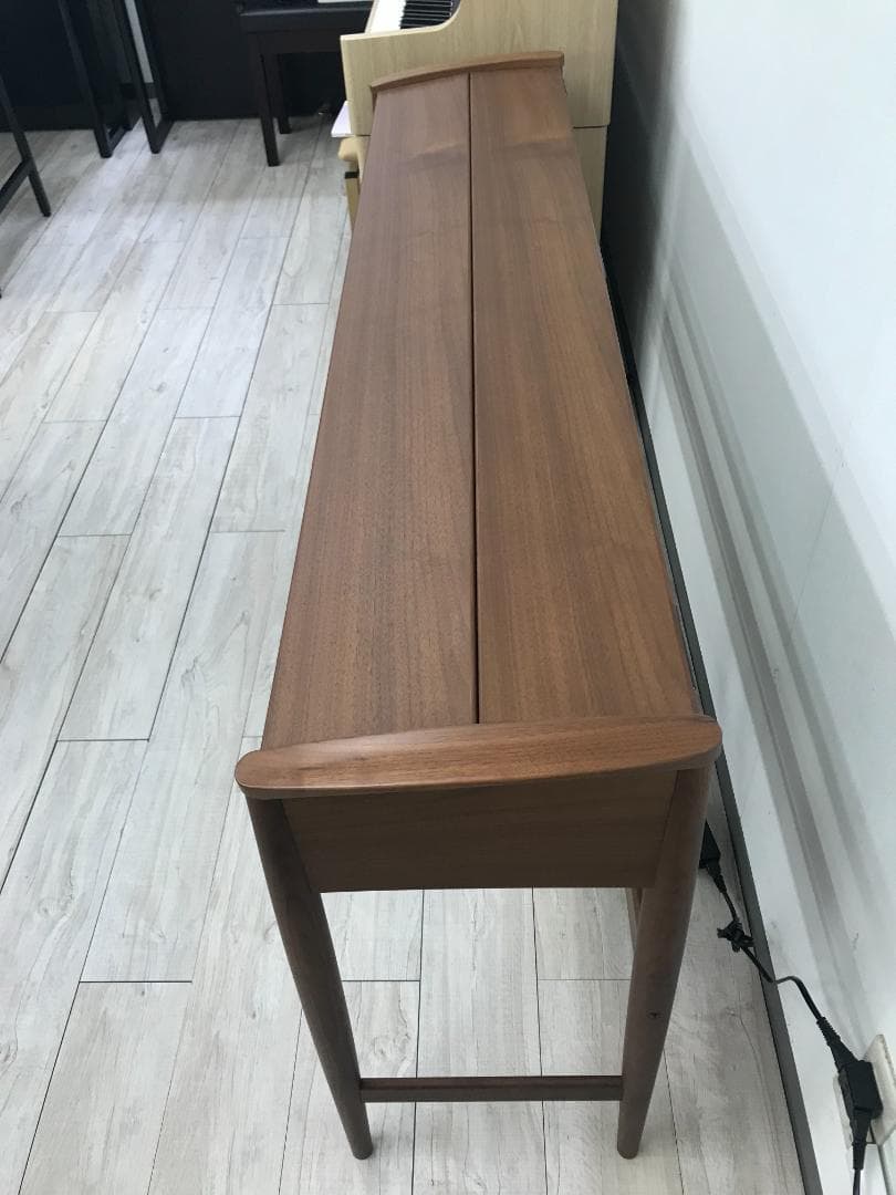 ★71321【電子ピアノ】ROLAND　KF10　19年製