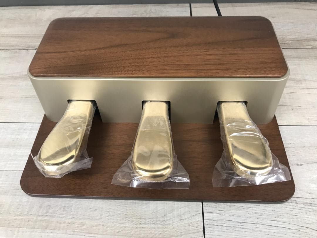 ★71321【電子ピアノ】ROLAND　KF10　19年製