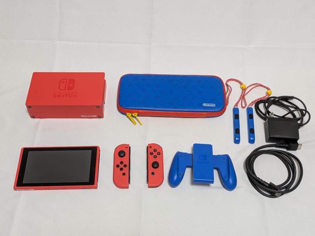 【美品】Nintendo Switch マリオカラーセット（バッテリー強化版）