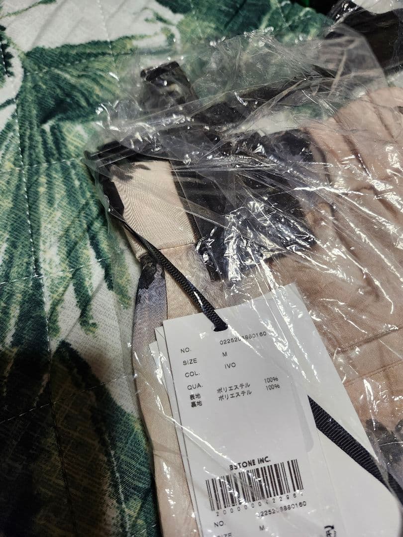 パンツ AmeriVINTAGE CLARA SATIN TUCK PANTS