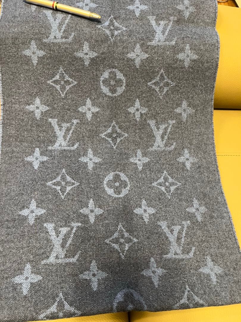 ◎美品◎ルイヴィトン 【エシャルプ ・ピエドゥ プール 】マフラー M76247