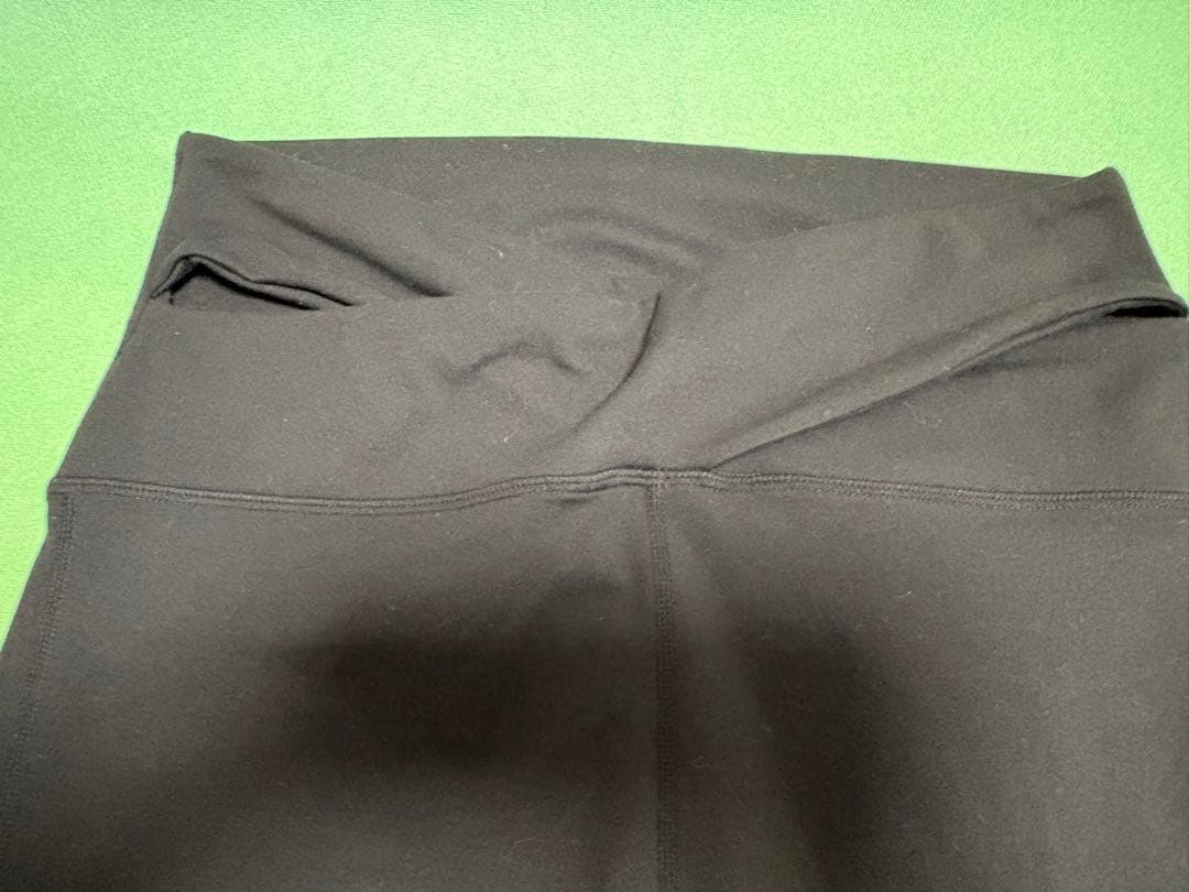 【SUKALA】 キャミソールとレギンスのセットアップ Lサイズ