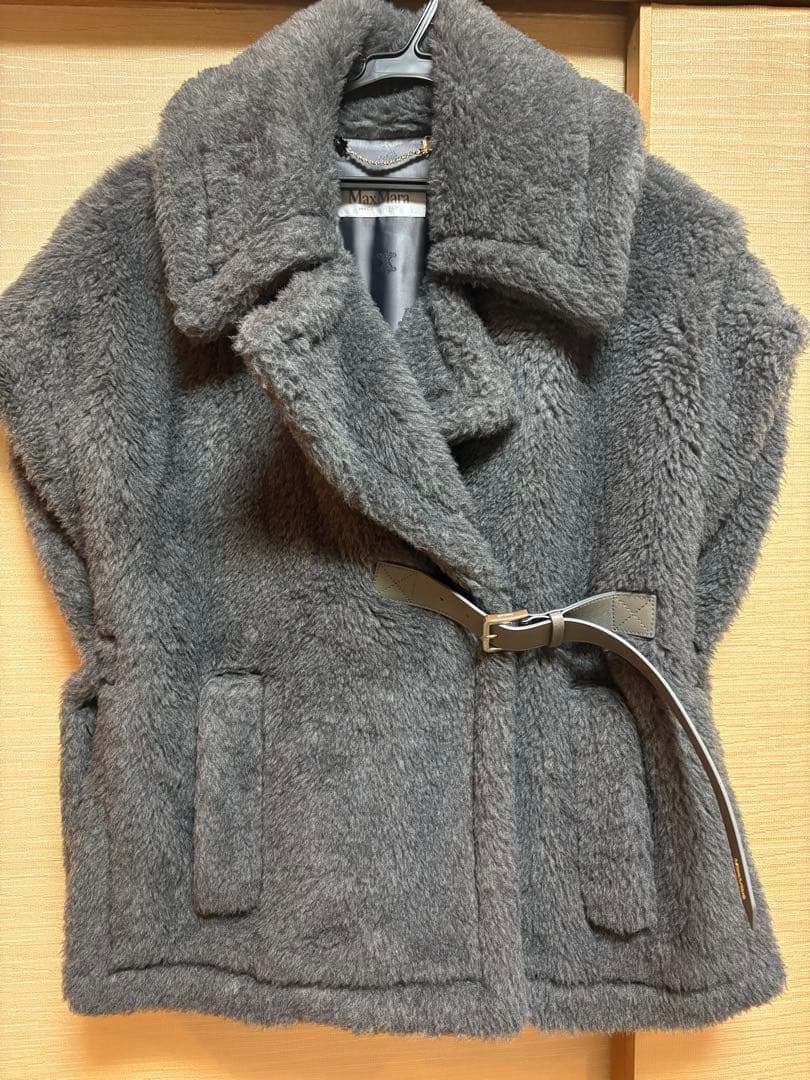 美品　MaxMara ABAVO テディベア　ケープ　グレー　ベルト