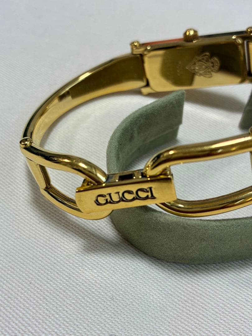 GUCCI バングルウォッチ　1500