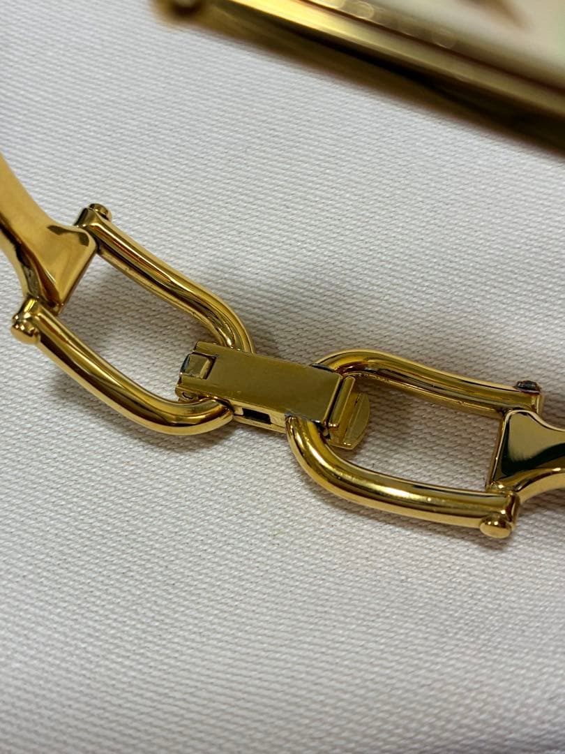 GUCCI バングルウォッチ　1500