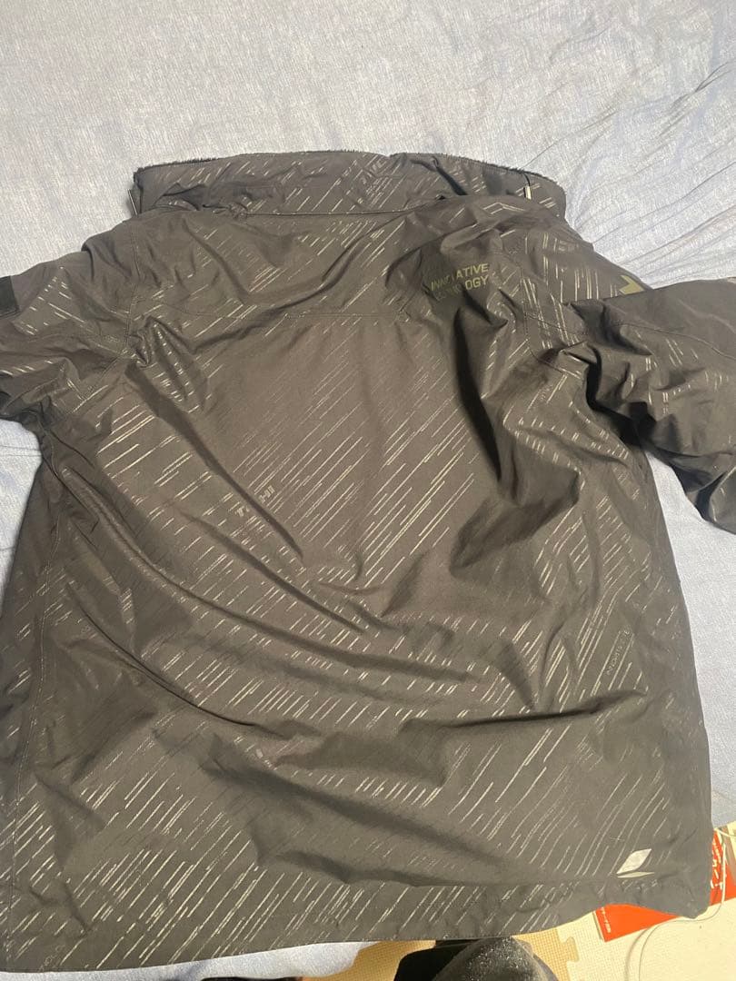 TAICHI 防水ジャケット 冬用バイク　Lサイズ（パット入り