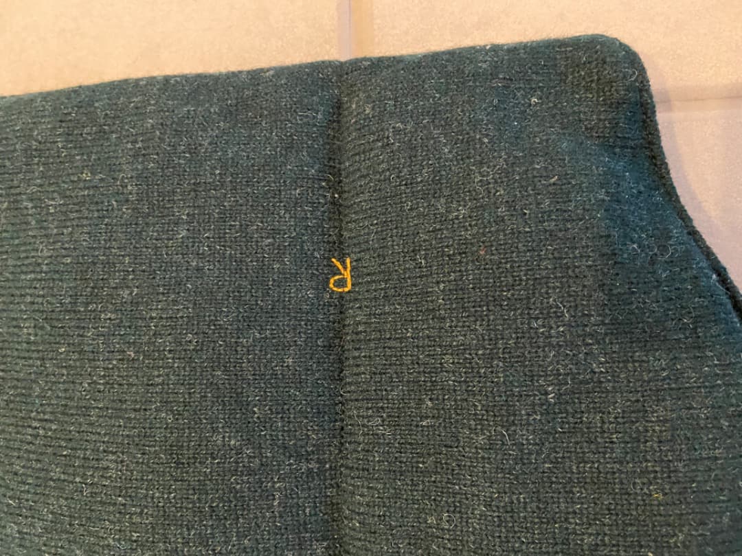 今季 45R シェットランドニット×ナイロンの908ベスト 定価107800円