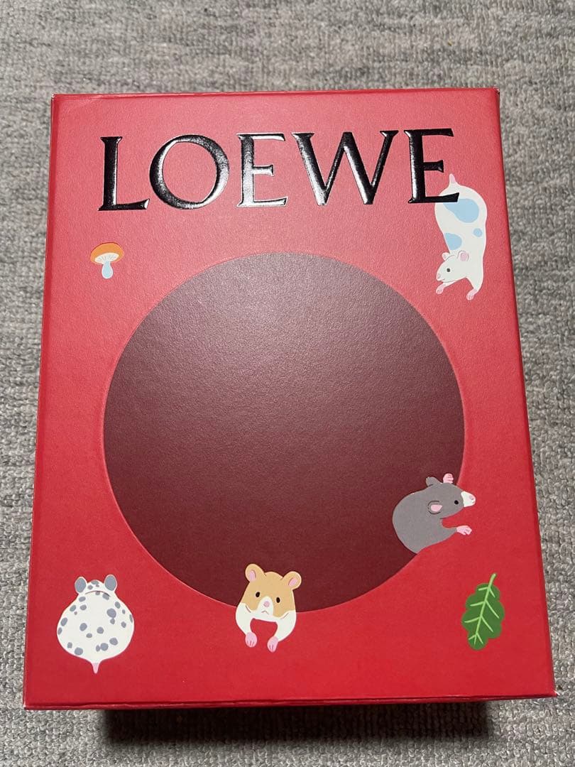LOEWE ホワイト マフラー フリンジ付き