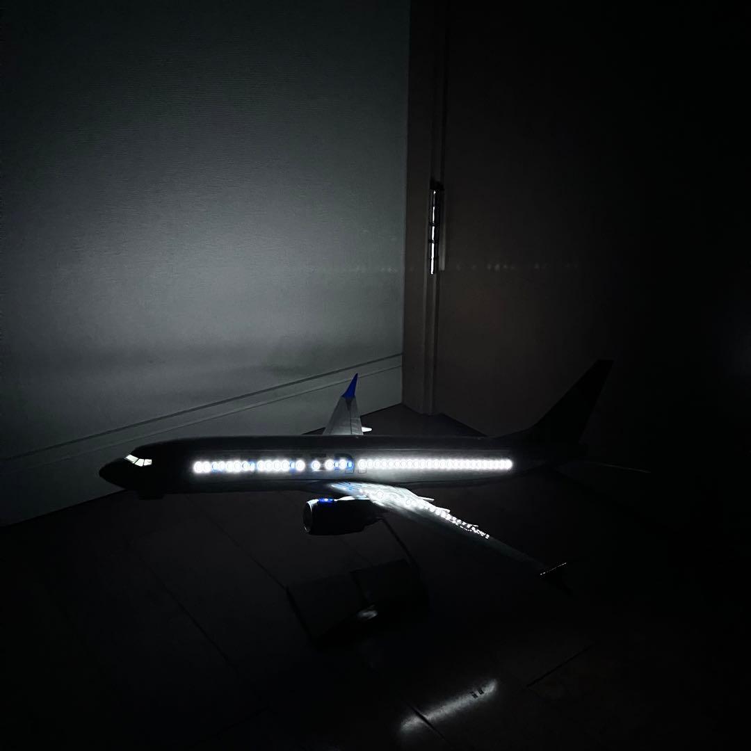 ユナイテッド航空　模型　デスクトップモデル