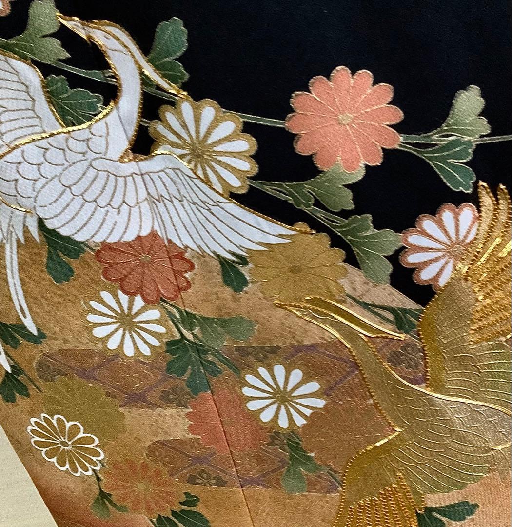 正絹黒留袖　作家物　駒刺繍　飛鳥流水草花文　⑦( 訪問着、紬、袋帯なども出品)