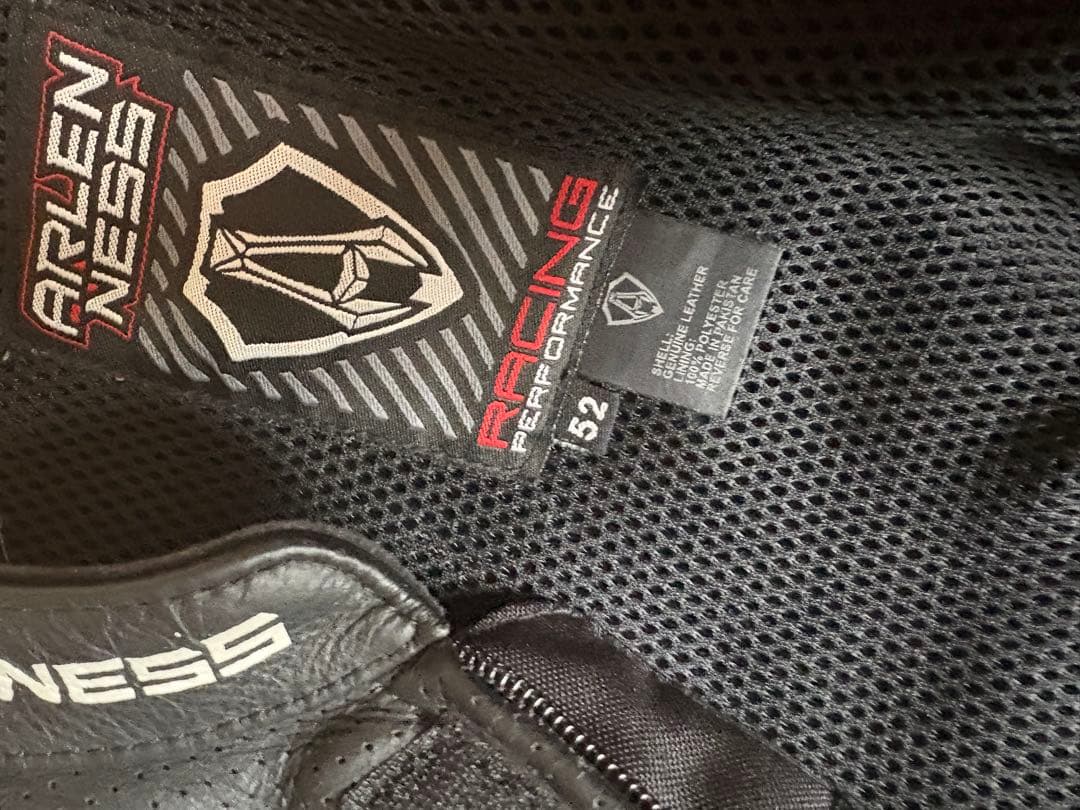 ARLEN NESS MFJ規格革ツナギ 黒/赤