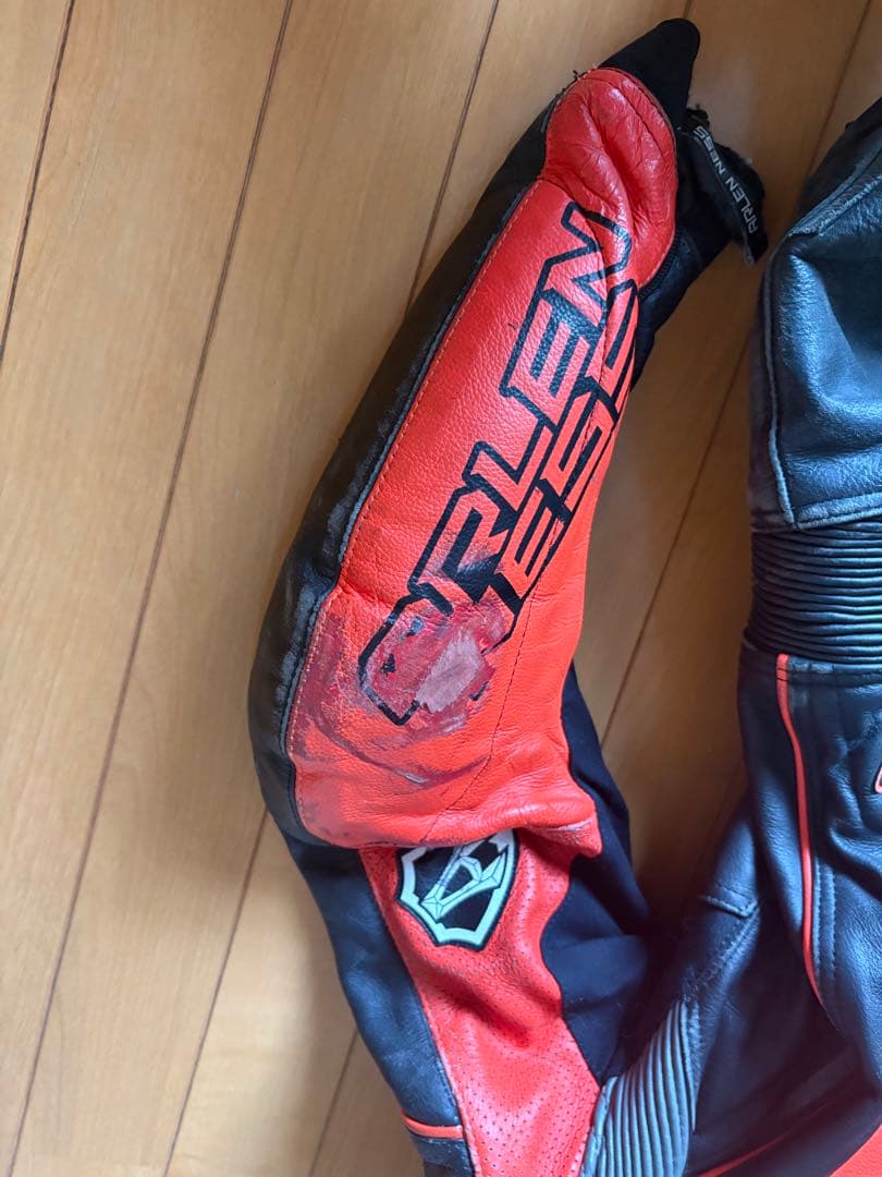 ARLEN NESS MFJ規格革ツナギ 黒/赤